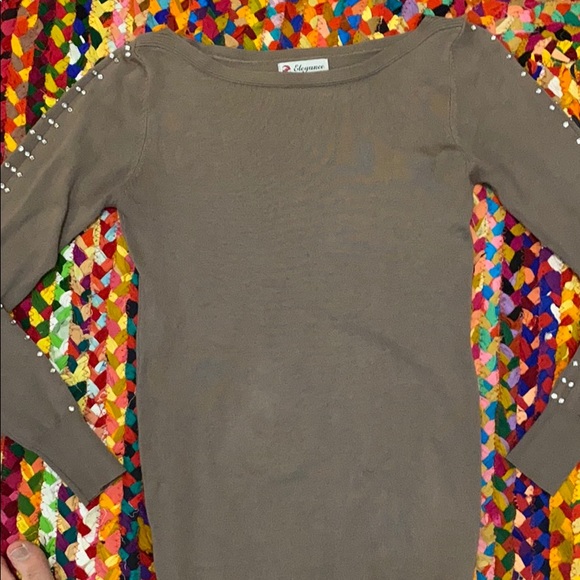 Elegance Women’s Top - Picture 2 of 3